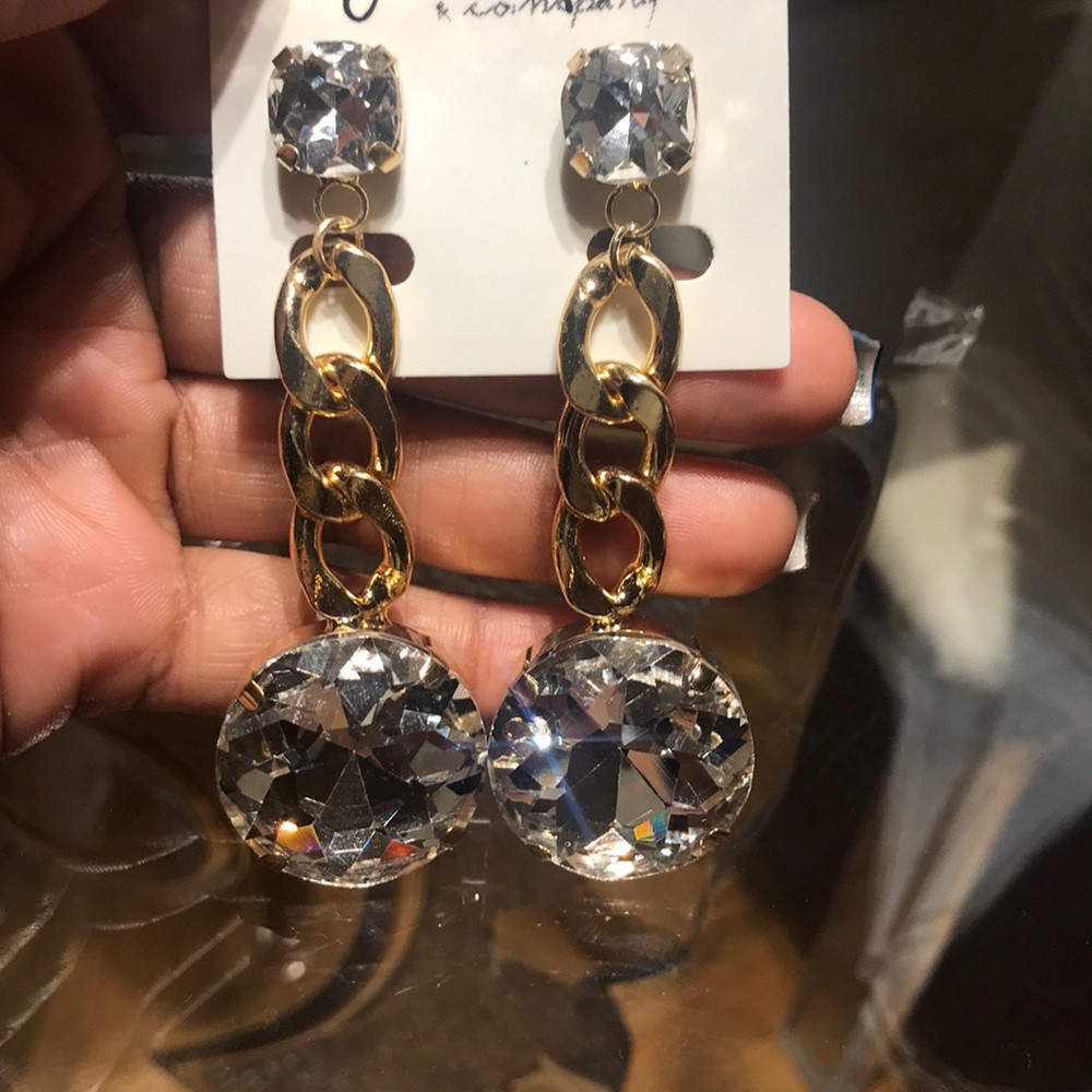 Drop earrings